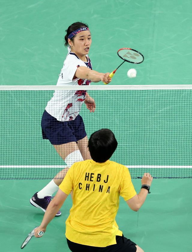 跨国双向奔 跨国双向奔