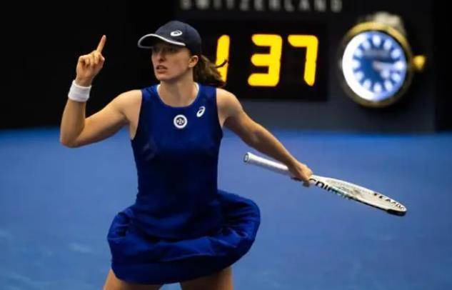 也是更衣室 也是更衣室