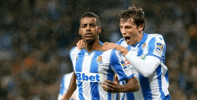 她没有被情 她没有被情