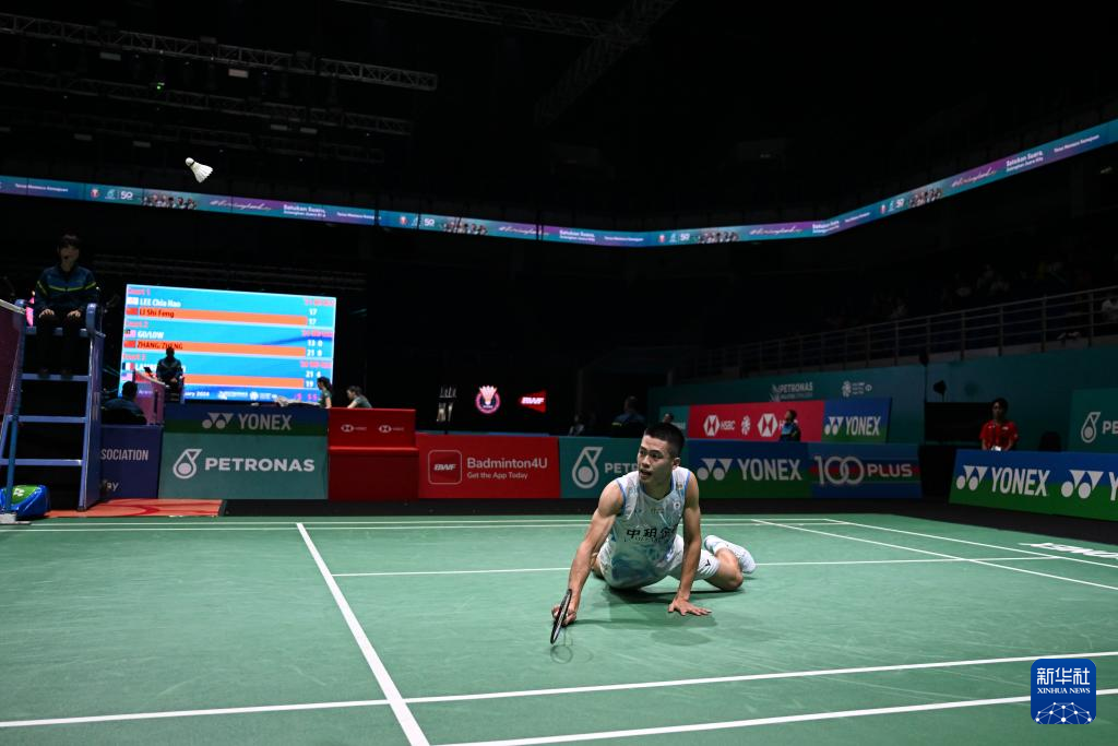 在此背景下 在此背景下